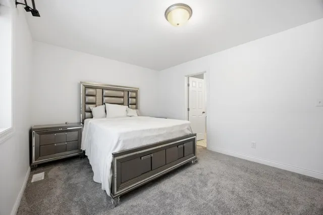 $585,000 | 4766 34th Street South, Fargo, ND 58104