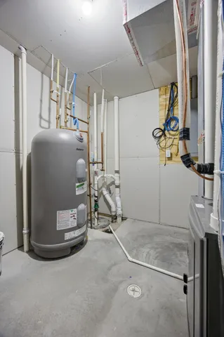 $585,000 | 4766 34th Street South, Fargo, ND 58104