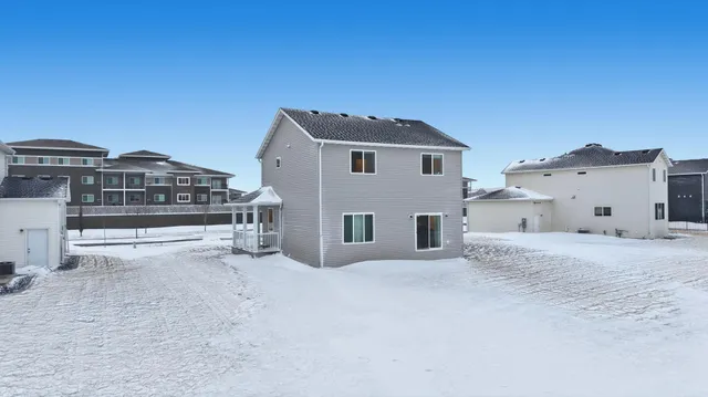 $585,000 | 4766 34th Street South, Fargo, ND 58104