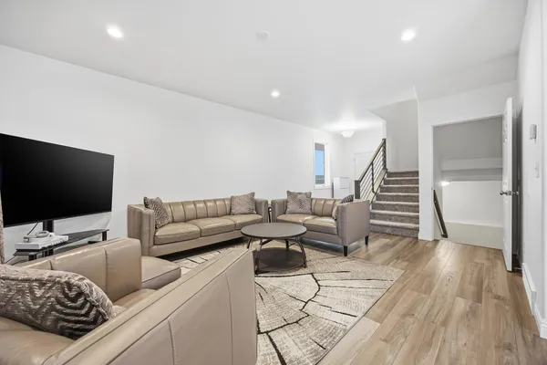 $575,000 | 4766 34th Street South, Fargo, ND 58104