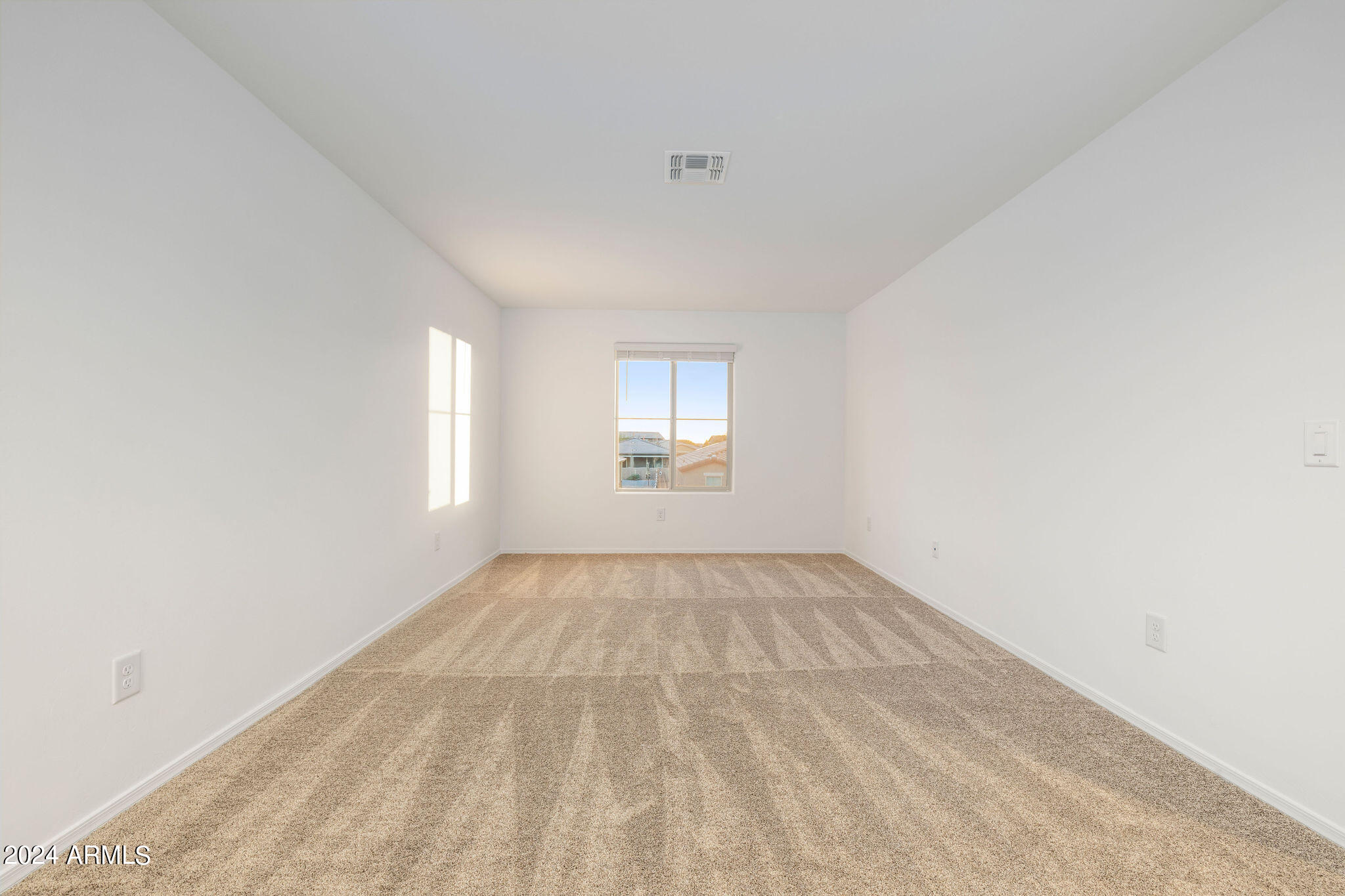 6593 East Via Arroyo Largo Tucson, AZ 85756 - Photo 34 of 57 Loft - flexible space