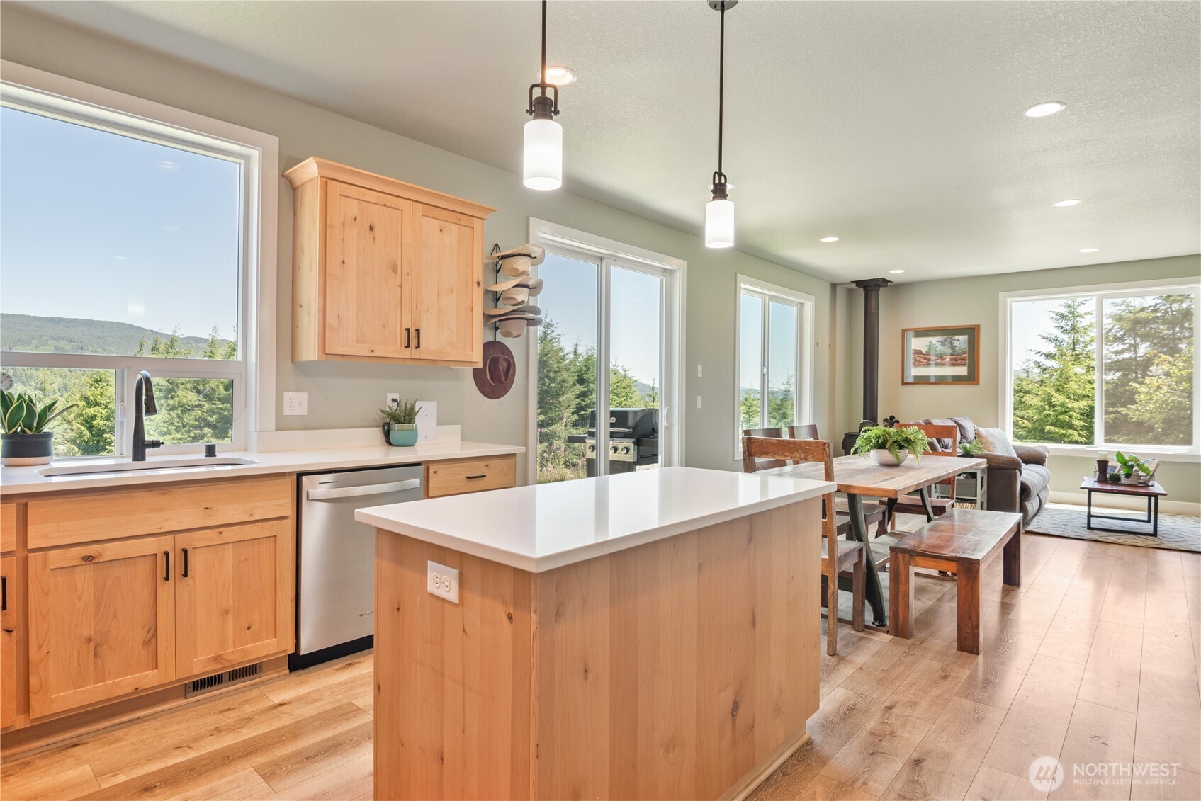 327 Parpala Road Naselle, WA 98638 - Photo 13 of 36 a large kitchen with a large counter top space