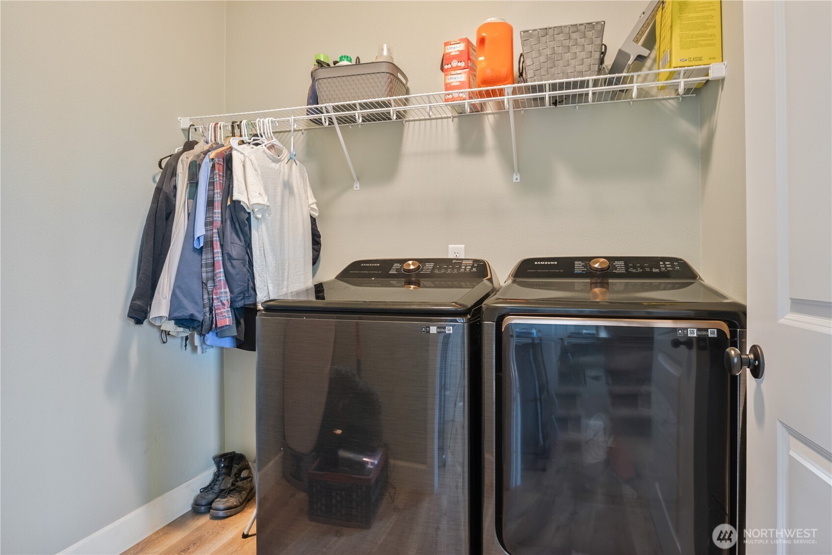 327 Parpala Road Naselle, WA 98638 - Photo 24 of 36 a utility room with dryer and washer