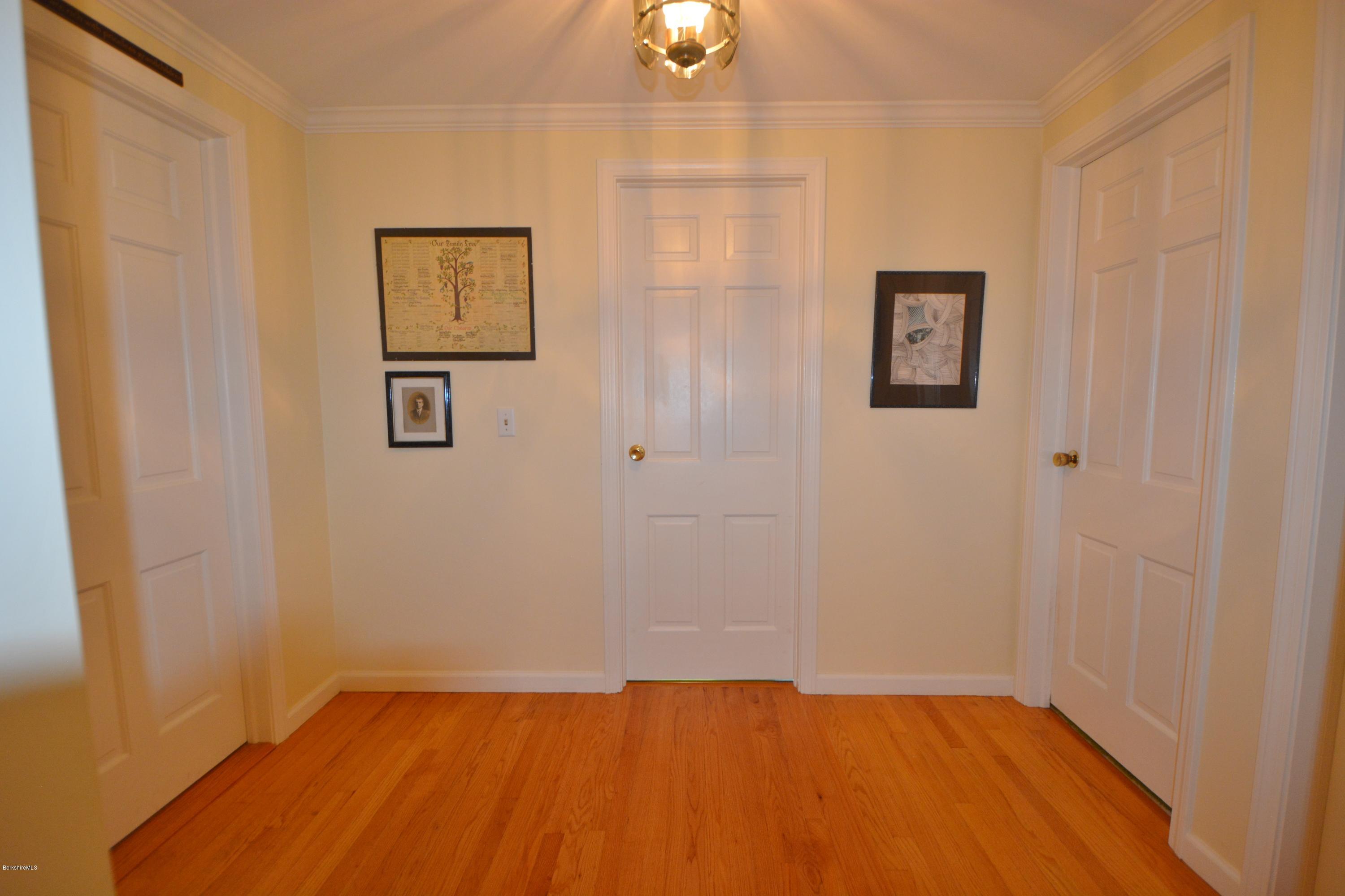17 Gore Road Blandford, MA 01008 - Photo 12 of 27 Hallway