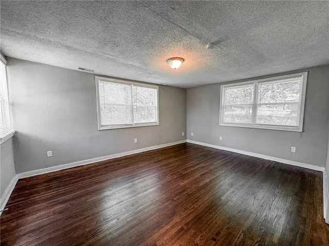 $122,500 | 5825 Manchester Avenue, Kansas City, MO 64129