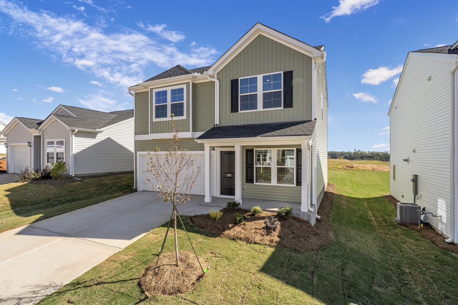 2352 Mill Loop Spartanburg, SC 29301 - Photo 2 of 29