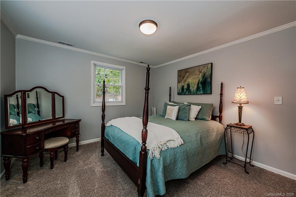2022 New Hope Road Charlotte, NC 28203 - Photo 40 of 48 Gallery Image 40