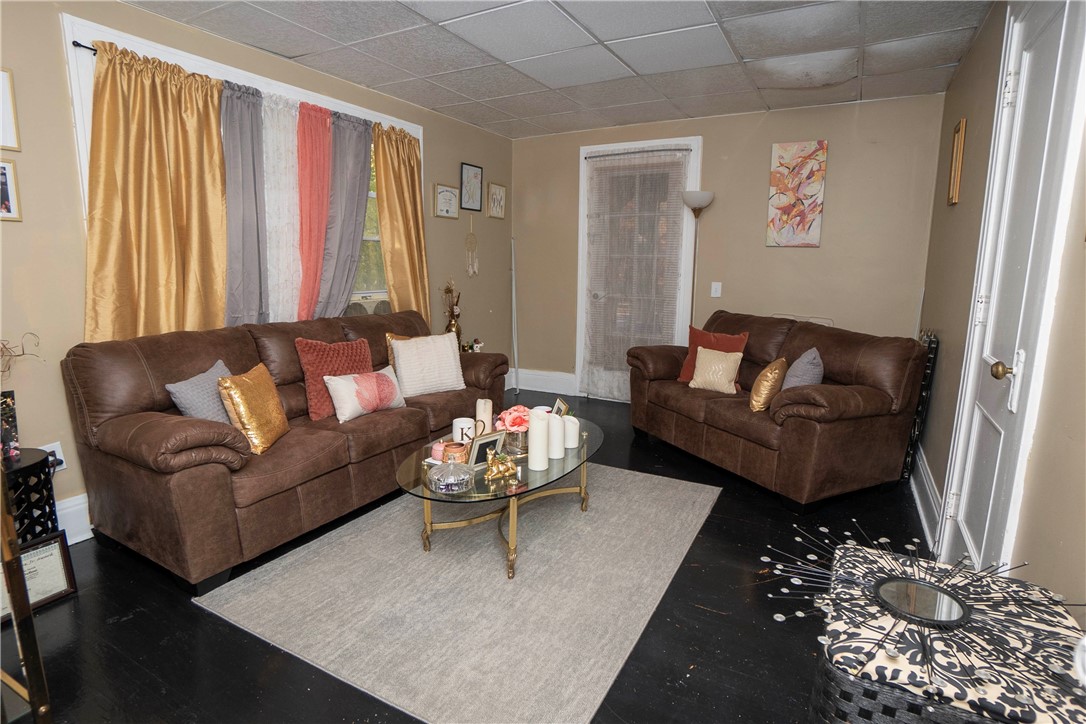 941 Dewey Avenue Rochester, NY 14613 - Photo 15 of 33