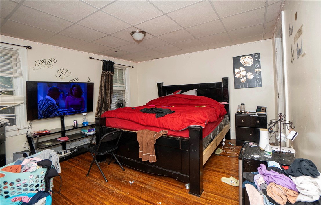 941 Dewey Avenue Rochester, NY 14613 - Photo 31 of 33