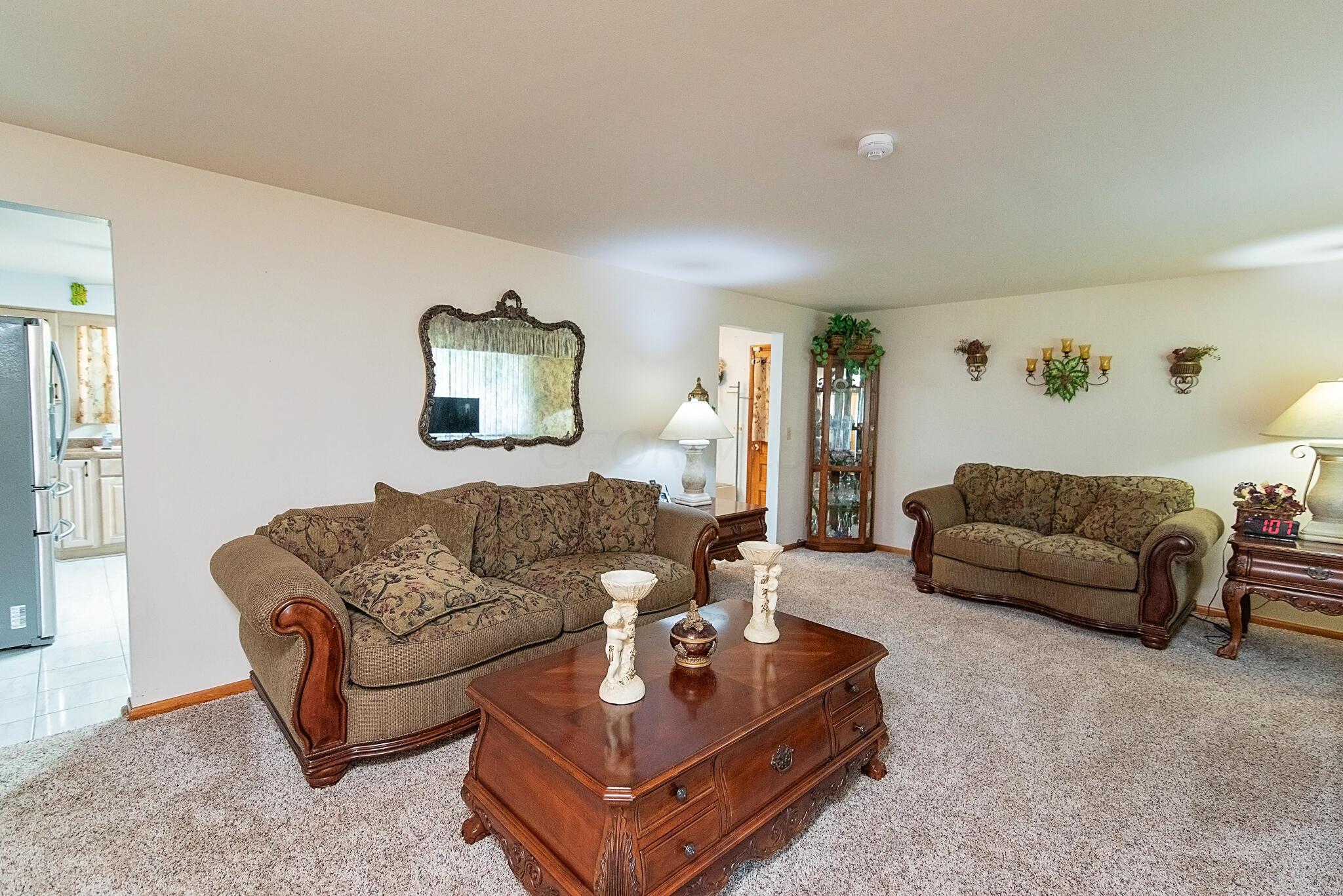 2221 Shrine Road Springfield, OH 45502 - Photo 10 of 35 20240818-2221 Shrine Rd-003