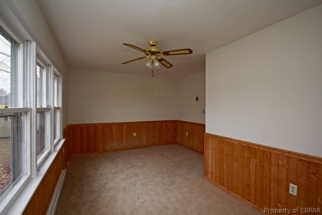1158 Moorefield Road West Point, VA 23181 - Photo 5 of 21 Gallery Image 5