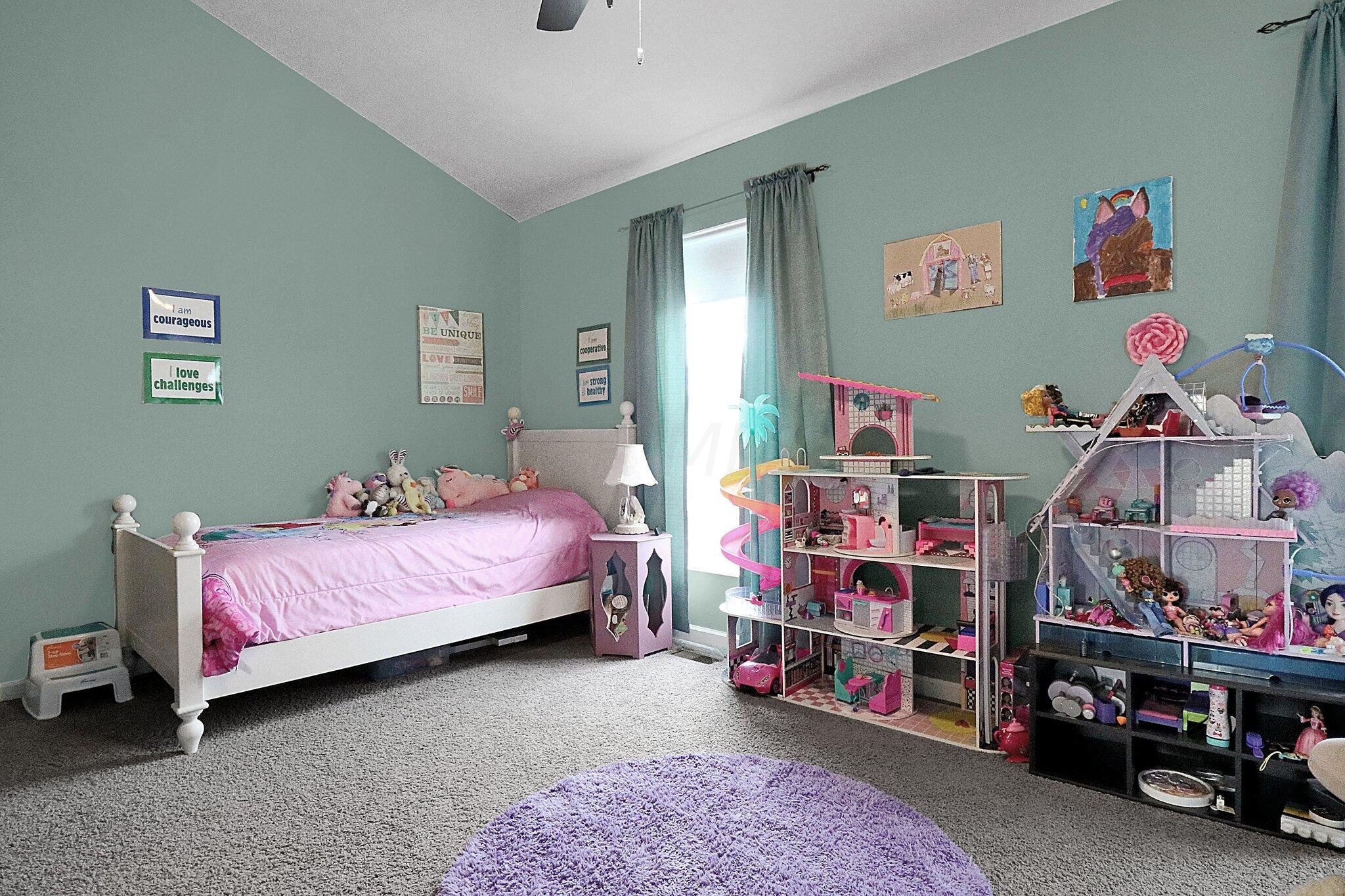 6242 Needletail Road, Unit 33624 Columbus, OH 43230 - Photo 10 of 15 2nd bedroom1