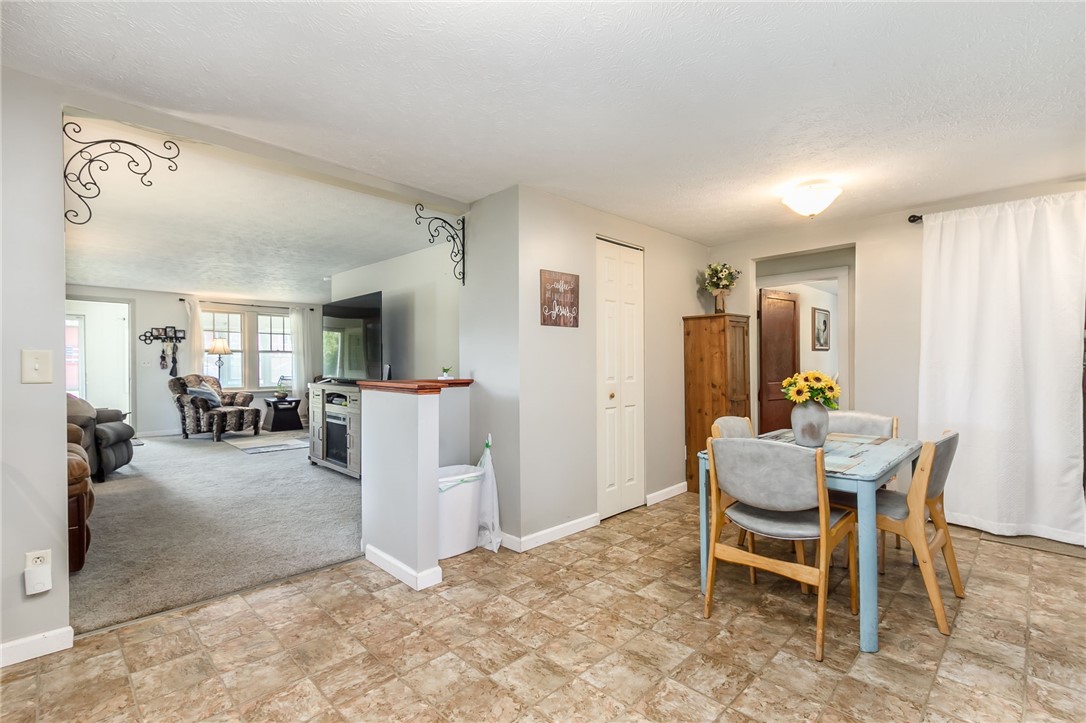 1407 Ridge Road Ontario, NY 14519 - Photo 12 of 25