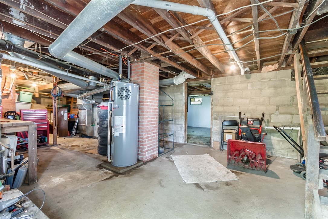 1407 Ridge Road Ontario, NY 14519 - Photo 20 of 25