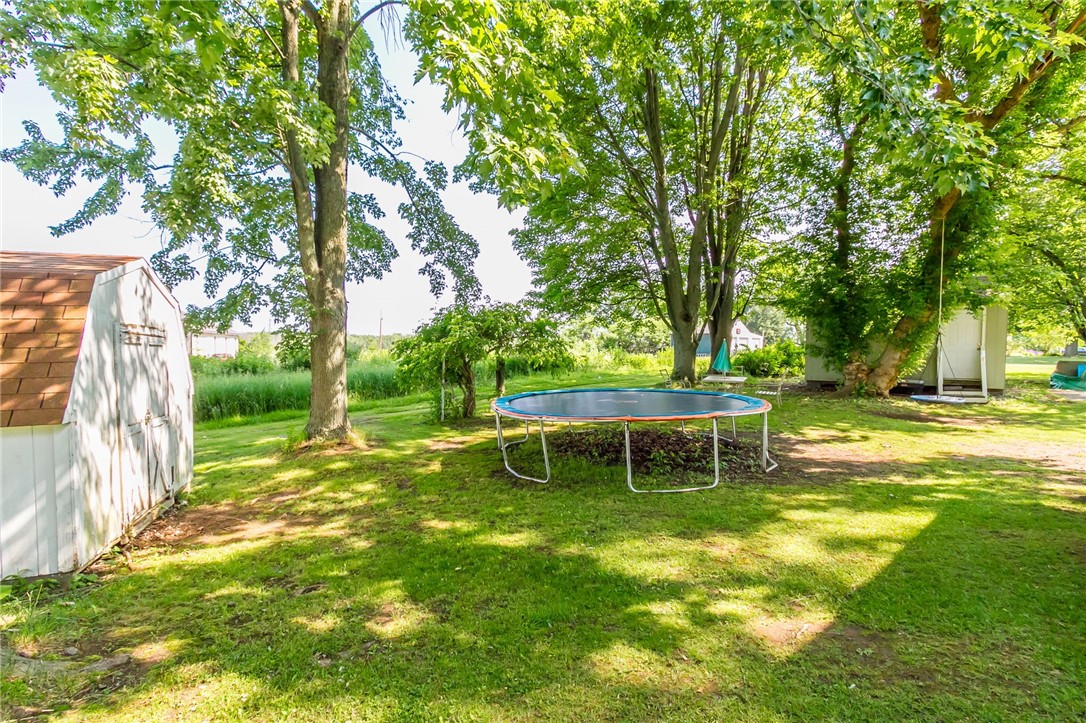 1407 Ridge Road Ontario, NY 14519 - Photo 22 of 25