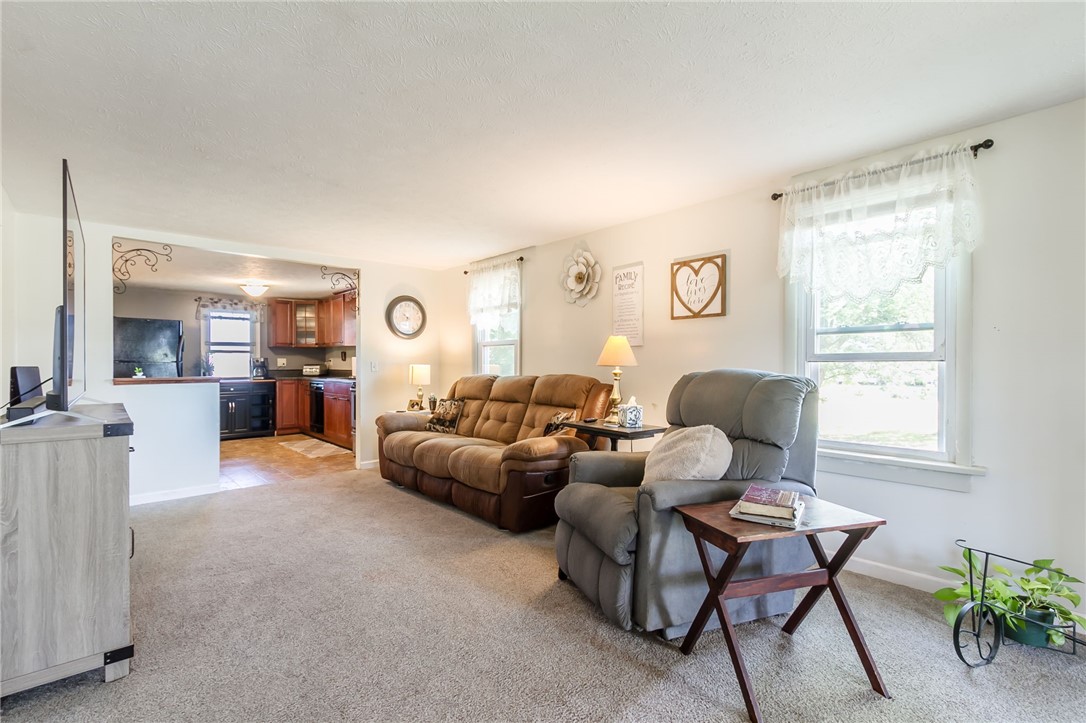 1407 Ridge Road Ontario, NY 14519 - Photo 8 of 25