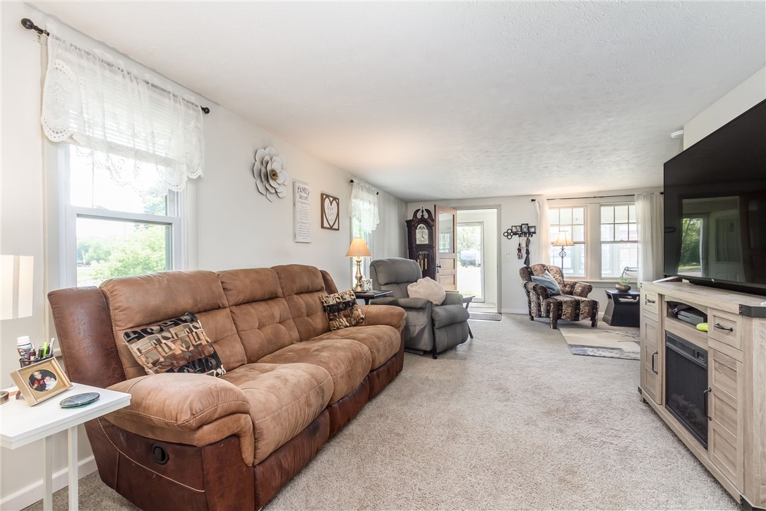 1407 Ridge Road Ontario, NY 14519 - Photo 9 of 25