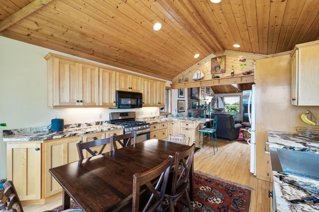 $724,900 | 14144 Old Holt Court, Lindstrom, MN 55045