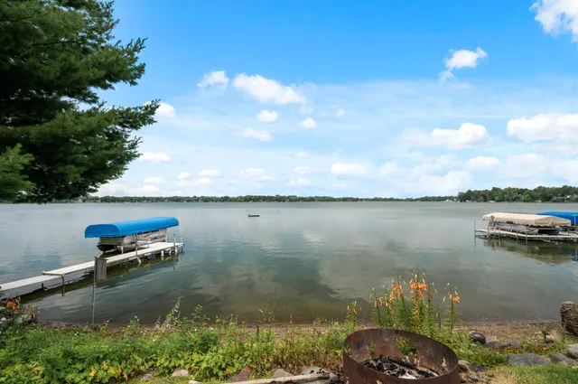 $724,900 | 14144 Old Holt Court, Lindstrom, MN 55045