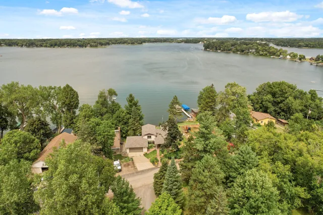 $724,900 | 14144 Old Holt Court, Lindstrom, MN 55045