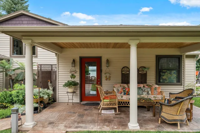 $724,900 | 14144 Old Holt Court, Lindstrom, MN 55045