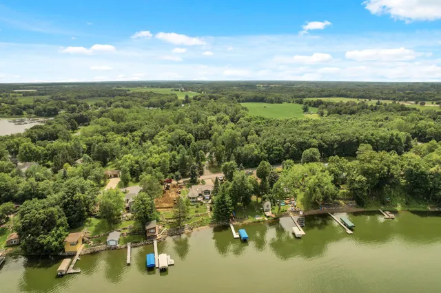 $724,900 | 14144 Old Holt Court, Lindstrom, MN 55045