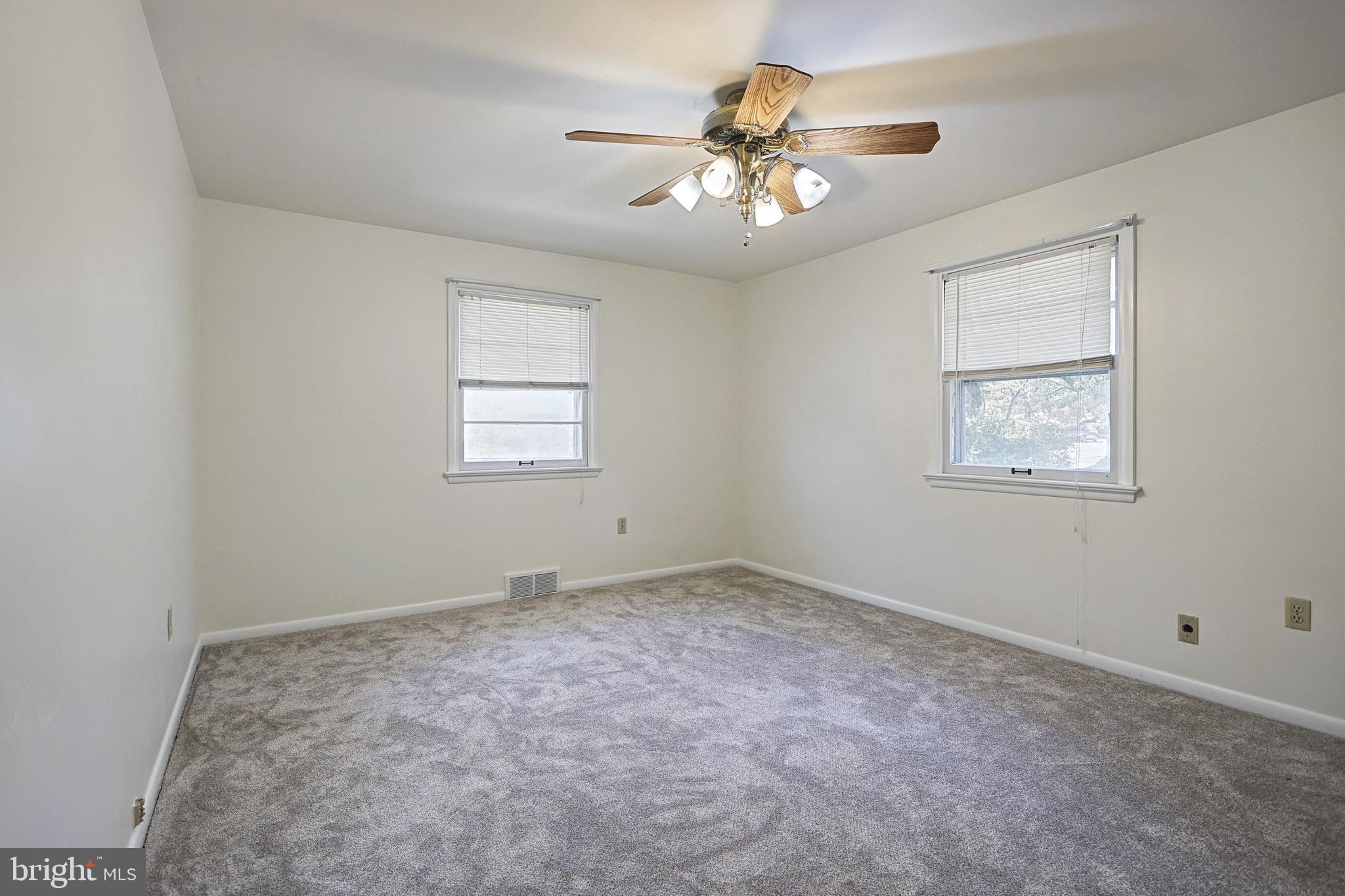 1796 Crescent Road York, PA 17403 - Photo 21 of 34