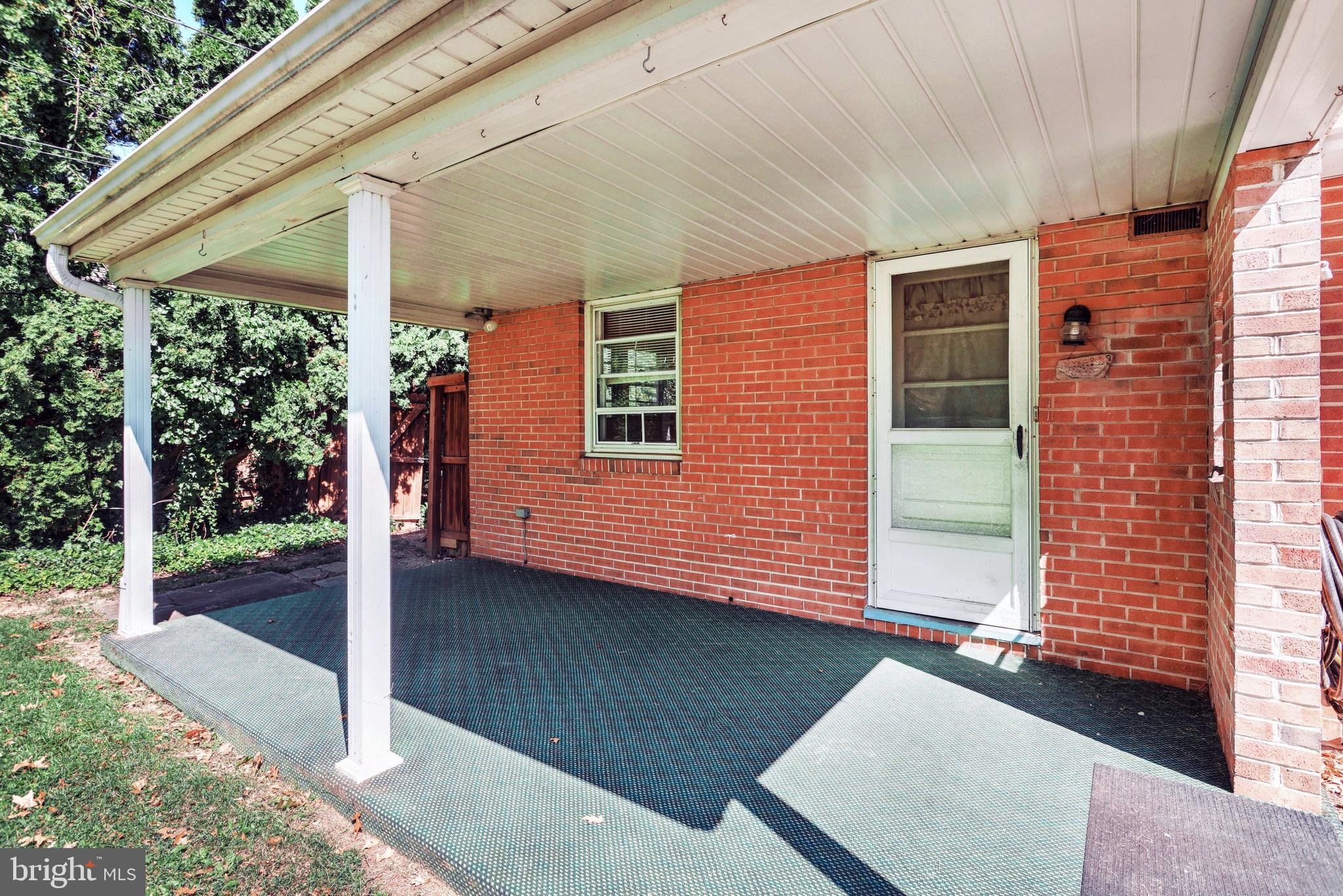 1796 Crescent Road York, PA 17403 - Photo 10 of 34