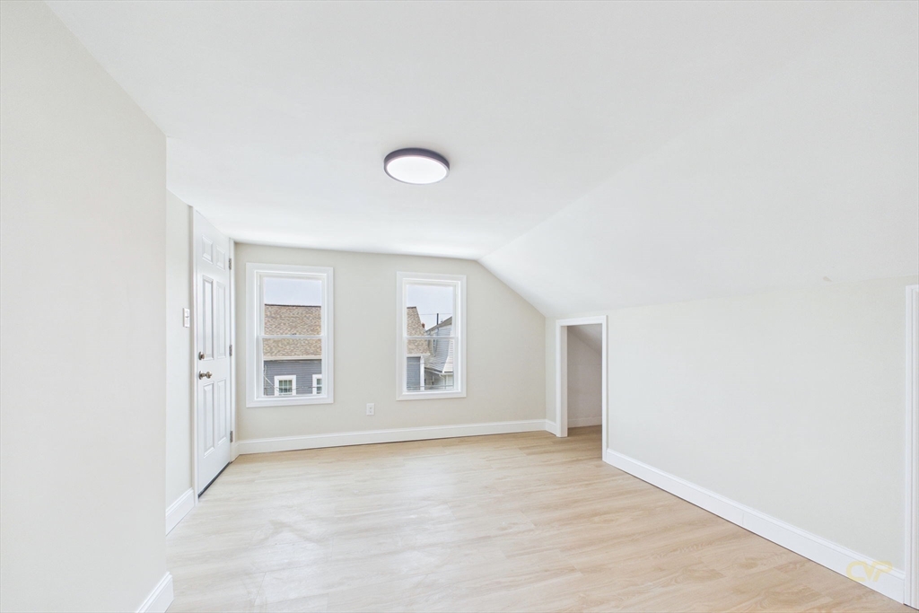 201 Wade Street Fall River, MA 02721 - Photo 24 of 38