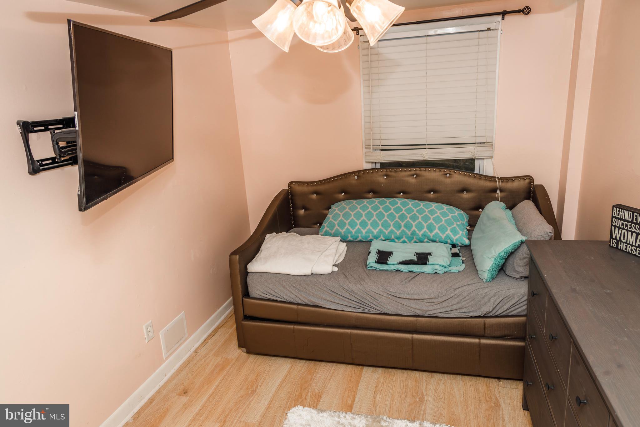 9103 Ryerson Road Philadelphia, PA 19114 - Photo 37 of 47