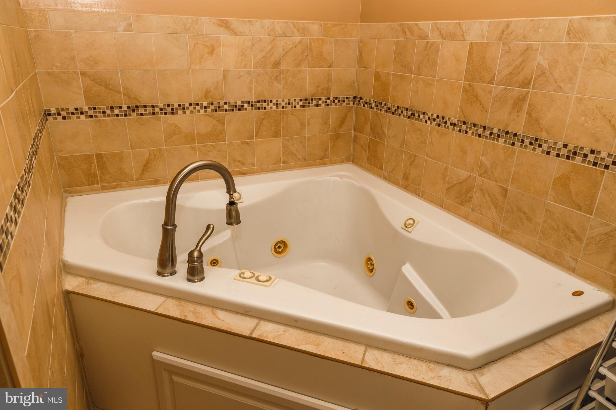 9103 Ryerson Road Philadelphia, PA 19114 - Photo 38 of 47