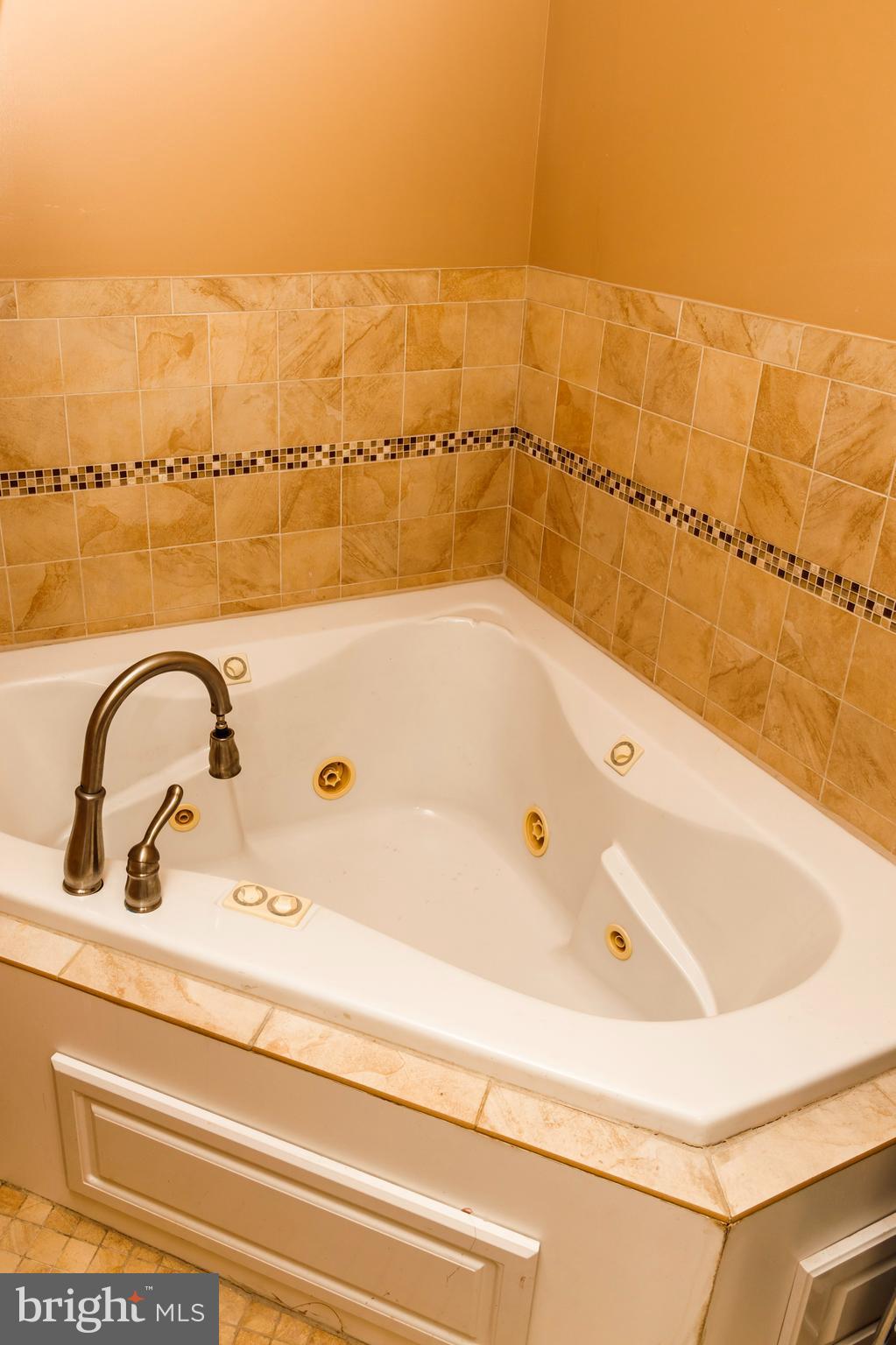 9103 Ryerson Road Philadelphia, PA 19114 - Photo 39 of 47