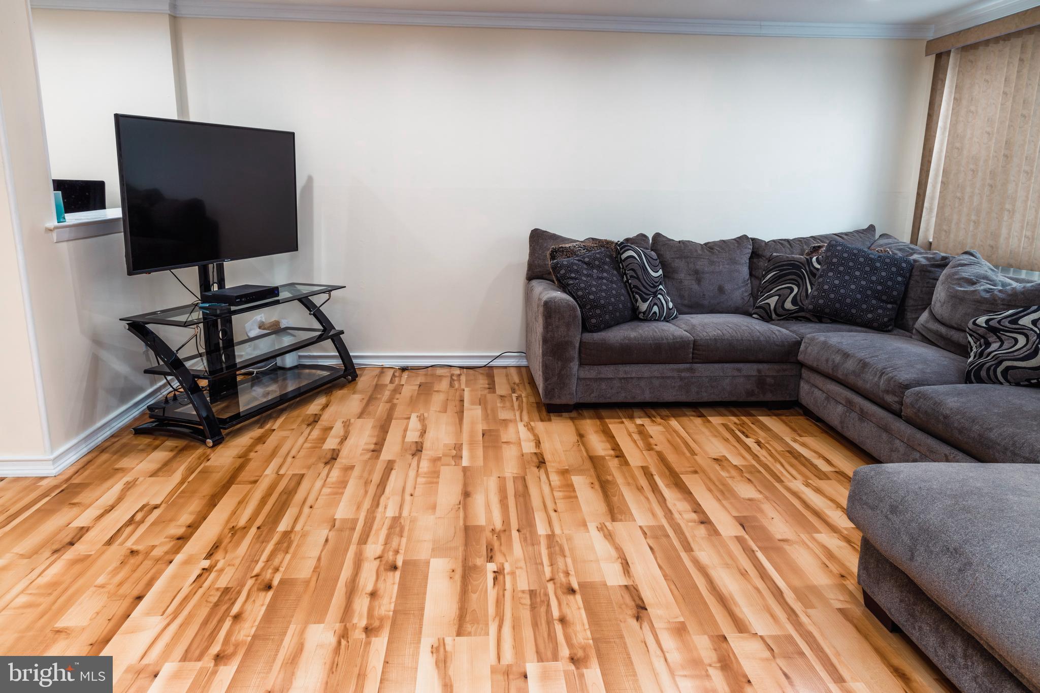 9103 Ryerson Road Philadelphia, PA 19114 - Photo 9 of 47