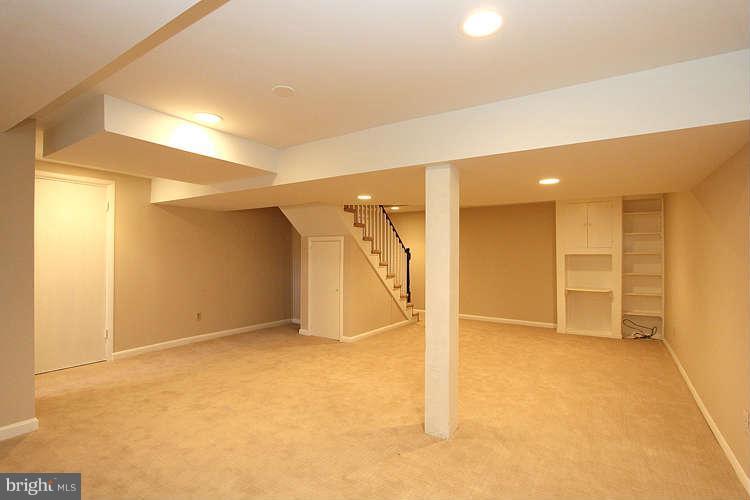8817 Walnut Hill Road Chevy Chase, MD 20815 - Photo 21 of 26 a view of empty room