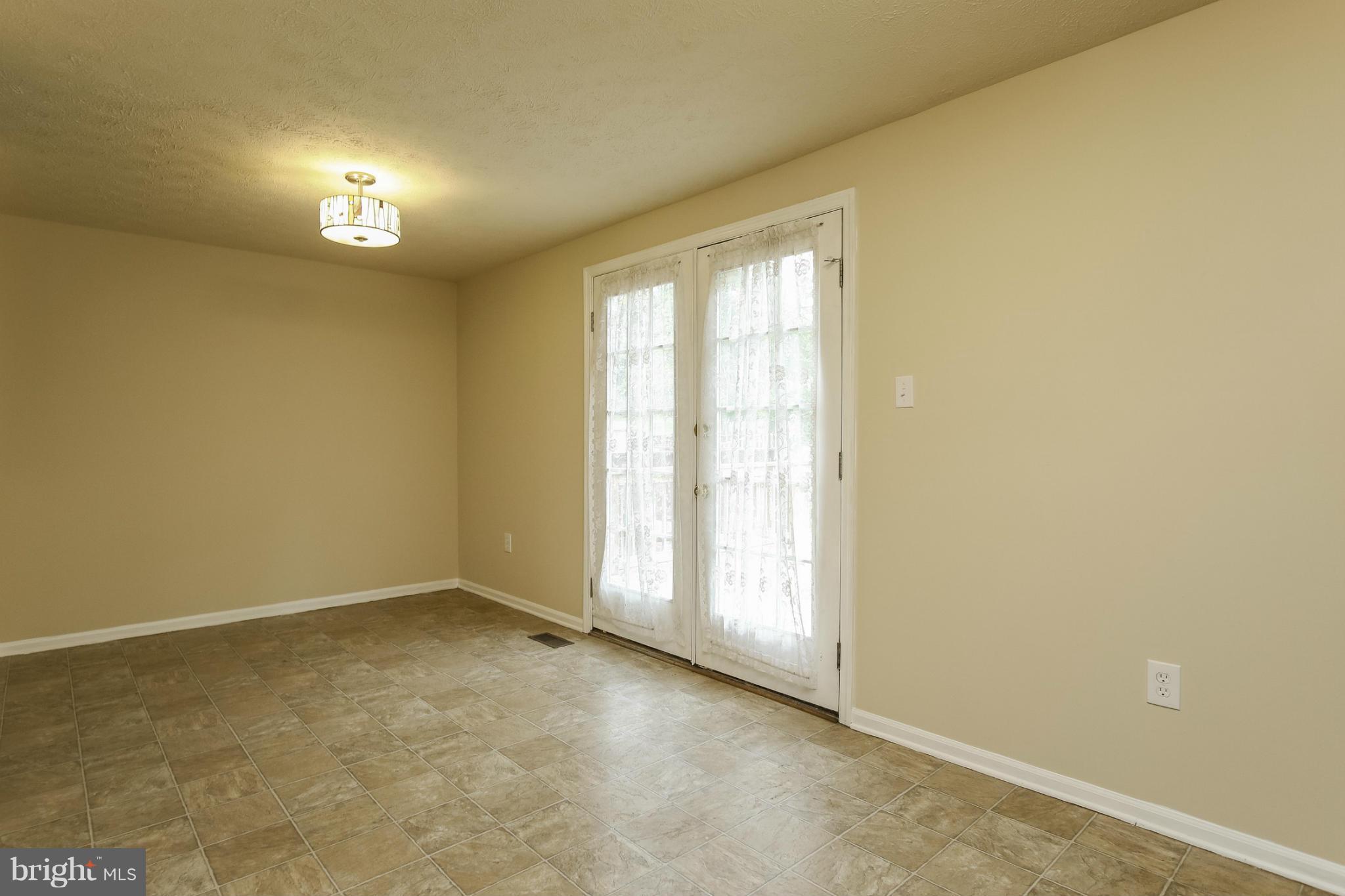 6358 Greenfield Road Elkridge, MD 21075 - Photo 9 of 28 Kitchen