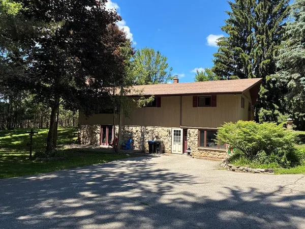 $389,000 | 1641 North 14th Avenue, Sturgeon Bay, WI 54235