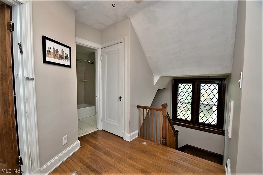 3305 Elsmere Road Cleveland, OH 44120 - Photo 15 of 23 Gallery Image 15