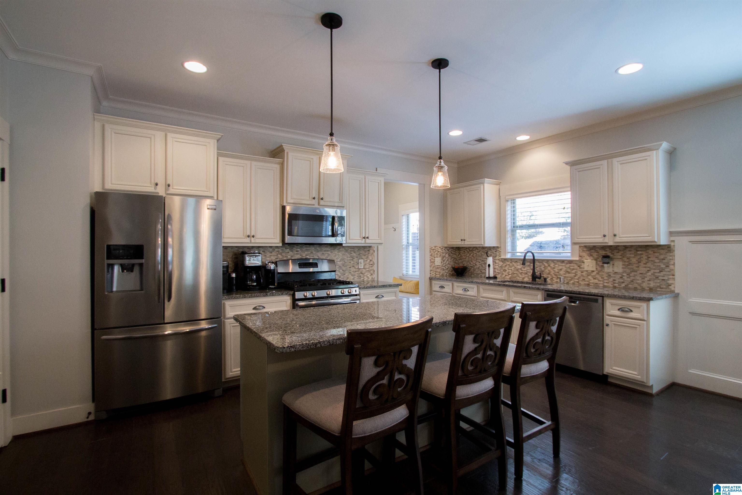 1461 Bristol Manor Birmingham, AL 35242 - Photo 7 of 43