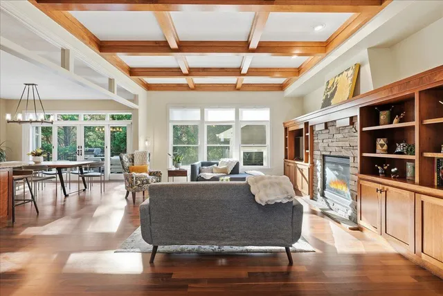 $1,245,000 | 741 Mount Curve Chase, Hudson, WI 54016