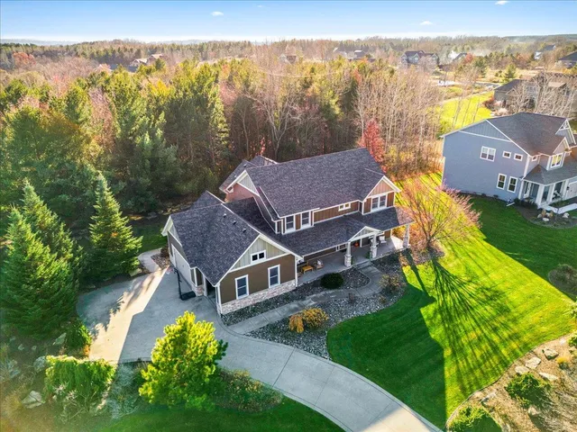 $1,245,000 | 741 Mount Curve Chase, Hudson, WI 54016