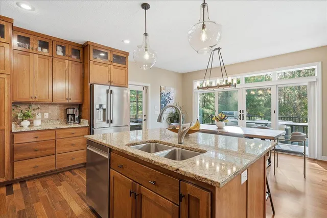 $1,245,000 | 741 Mount Curve Chase, Hudson, WI 54016