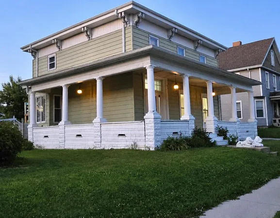 $269,900 | 207 West Green Street, Fox Lake, WI 53933