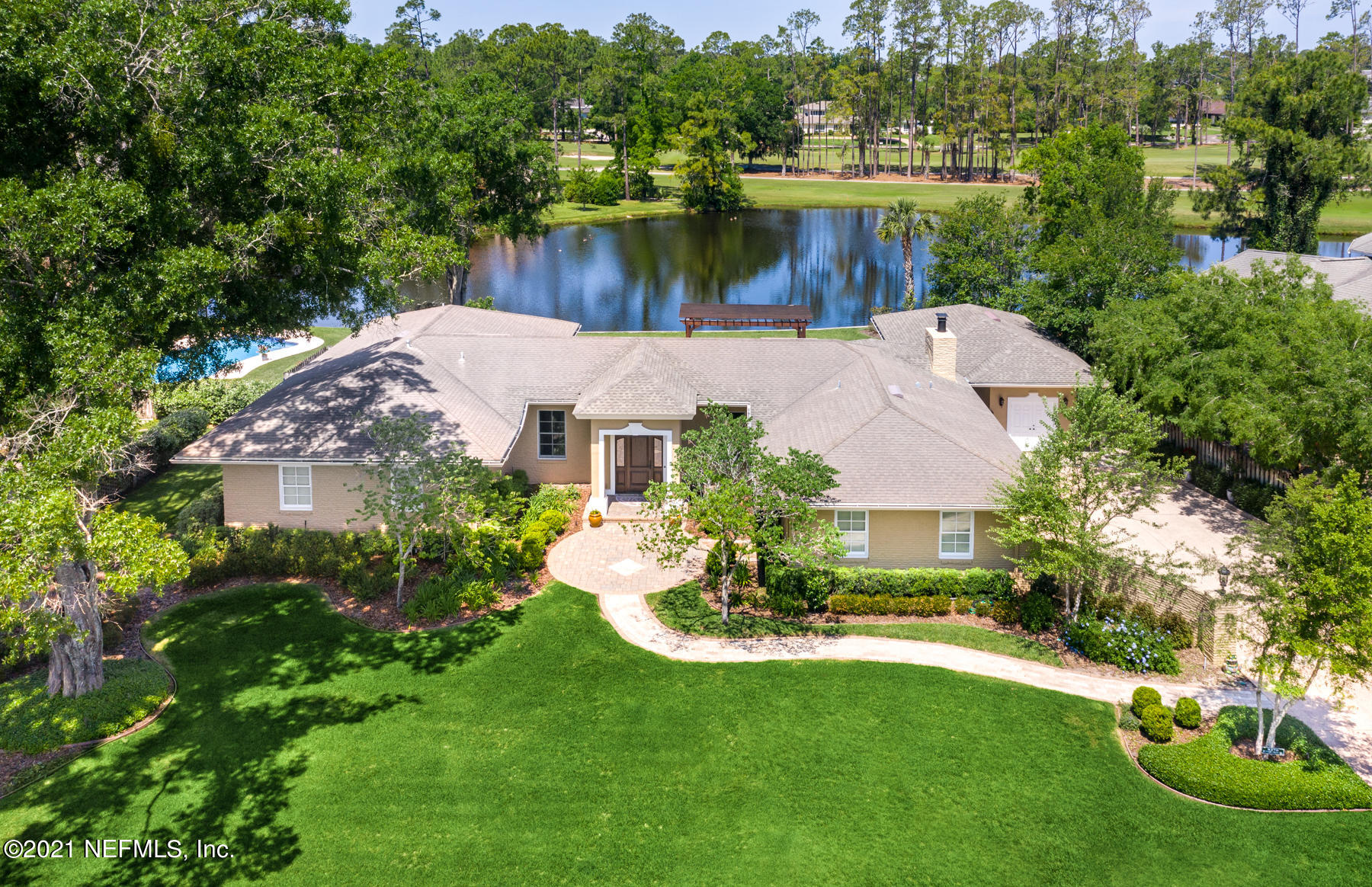 8270 Hunters Growve Road