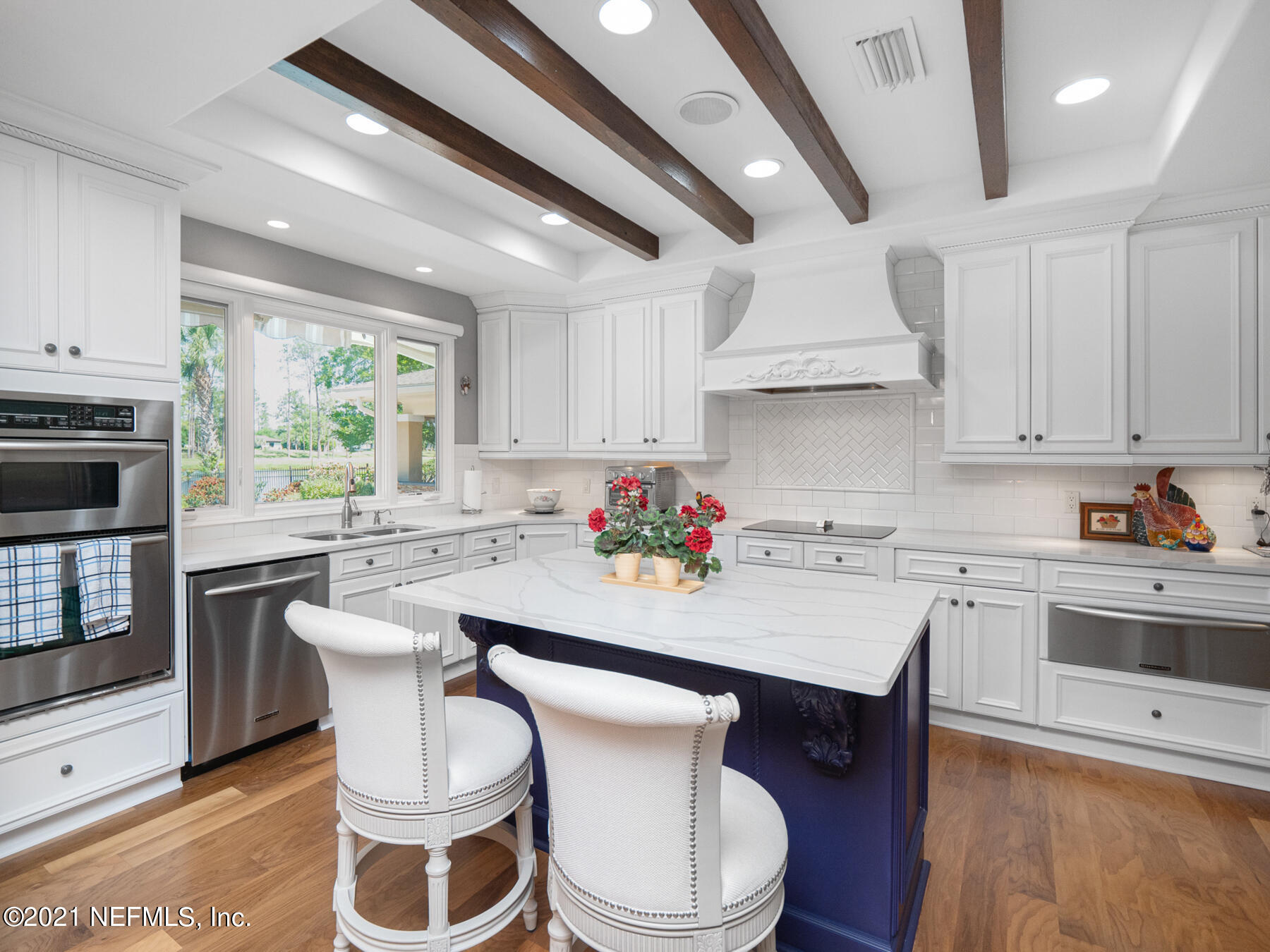 8270 Hunters Grove Road Jacksonville, FL 32256 - Photo 15 of 76 White Solid Wood Cabinentry