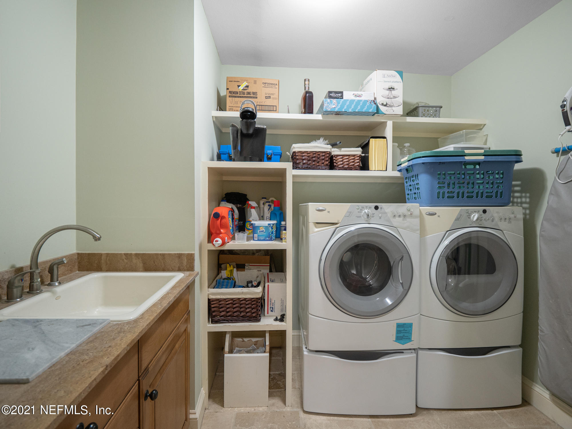 8270 Hunters Grove Road Jacksonville, FL 32256 - Photo 27 of 76 Huge Laundry Room