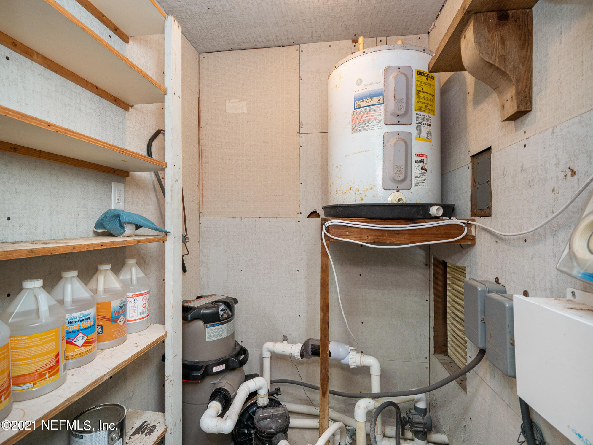 8270 Hunters Grove Road Jacksonville, FL 32256 - Photo 57 of 76 Pool Equipment Room