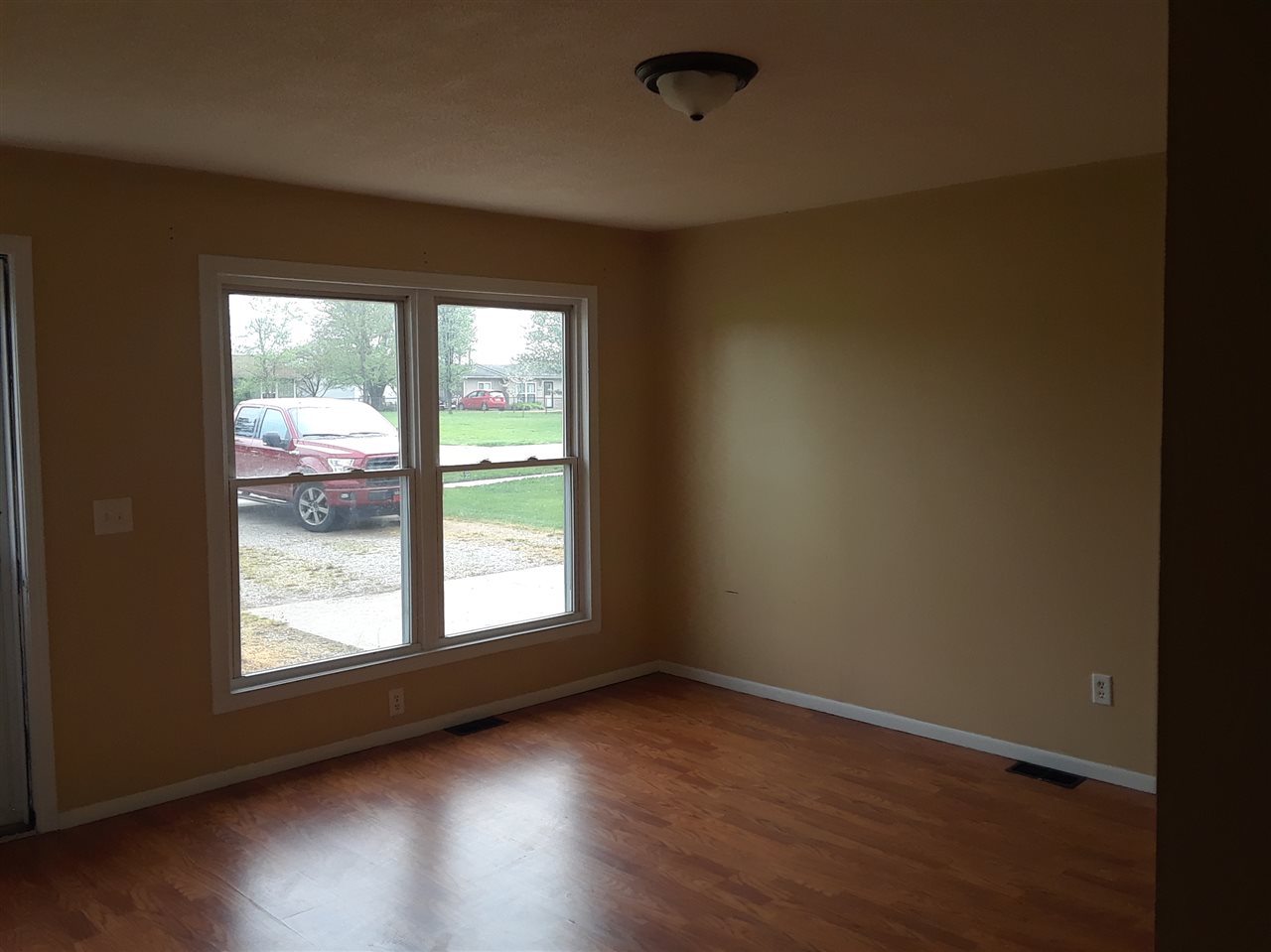 350 East Walnut Street Waterloo, IN 46793 - Photo 6 of 18 Gallery Image 6