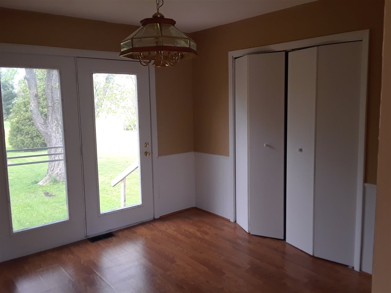350 East Walnut Street Waterloo, IN 46793 - Photo 7 of 18 Gallery Image 7