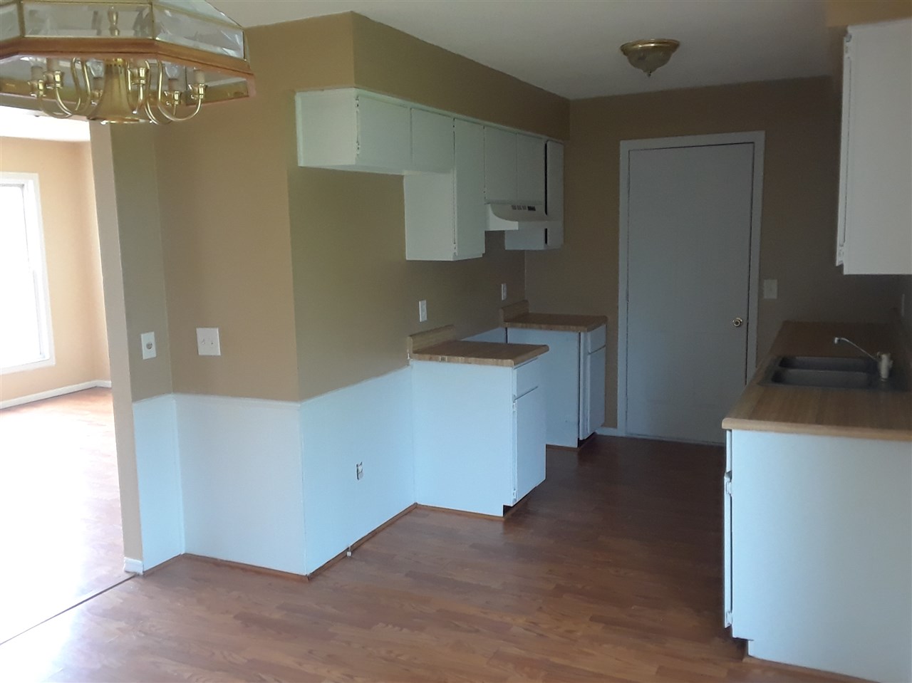 350 East Walnut Street Waterloo, IN 46793 - Photo 9 of 18 Gallery Image 9