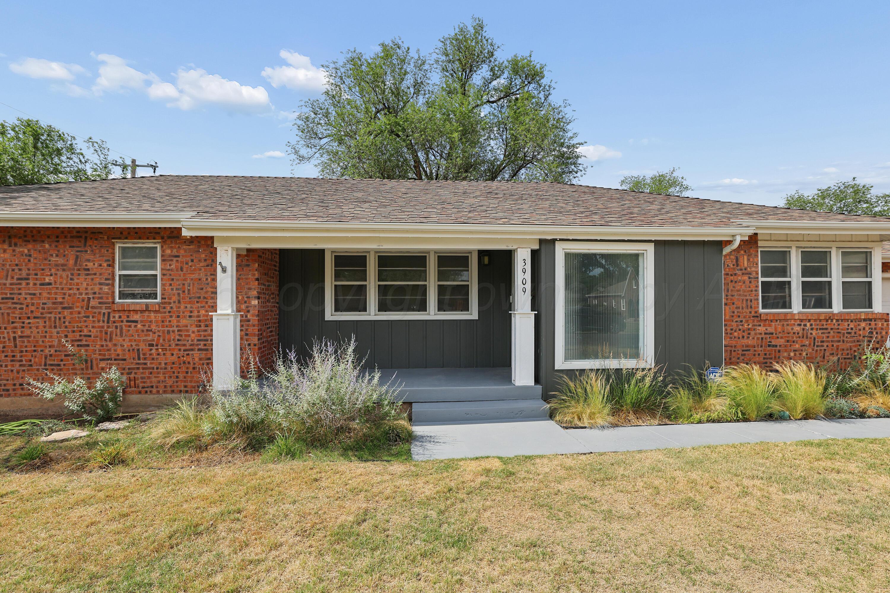 3909 Cheyenne Terrace Amarillo, TX 79106 - Photo 3 of 31 3-Front Porch
